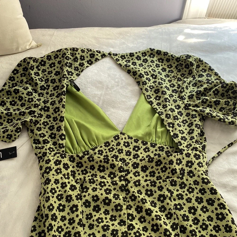 Puff Sleeve Floral Mini Dress - Picture 3 of 3